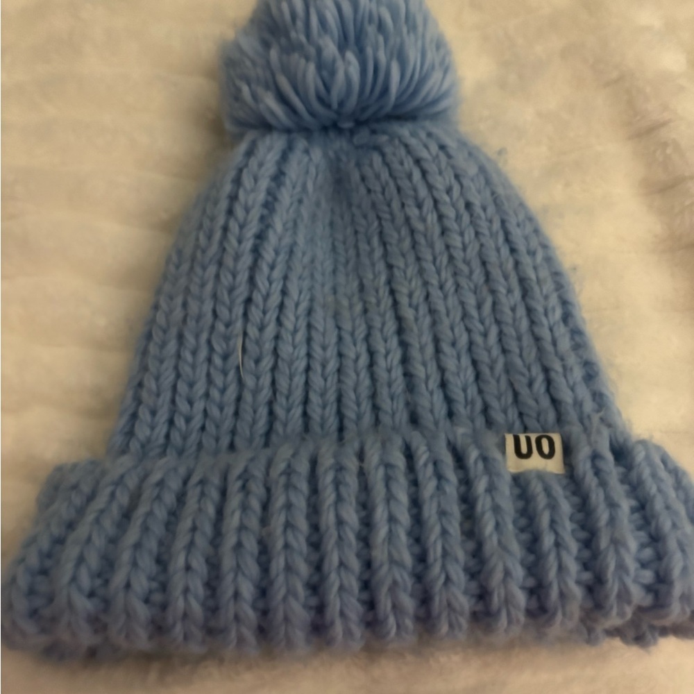 Urban Outfitters Light Blue Knit Beanie with Pom-Pom super warm - Picture 2 of 2